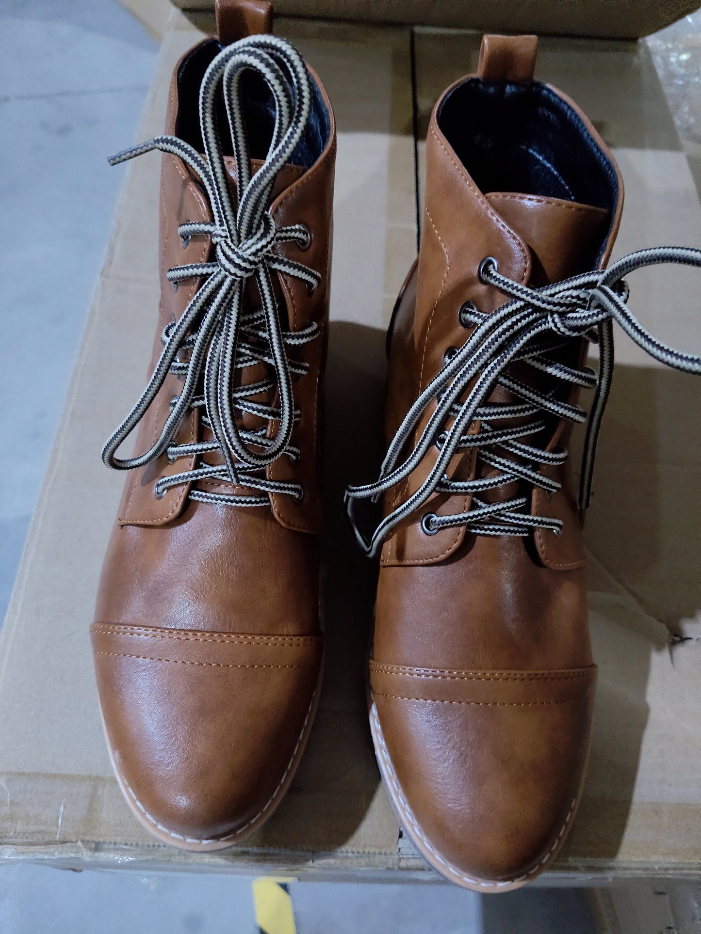 European And American Large Size Lace-Up Low Boots
