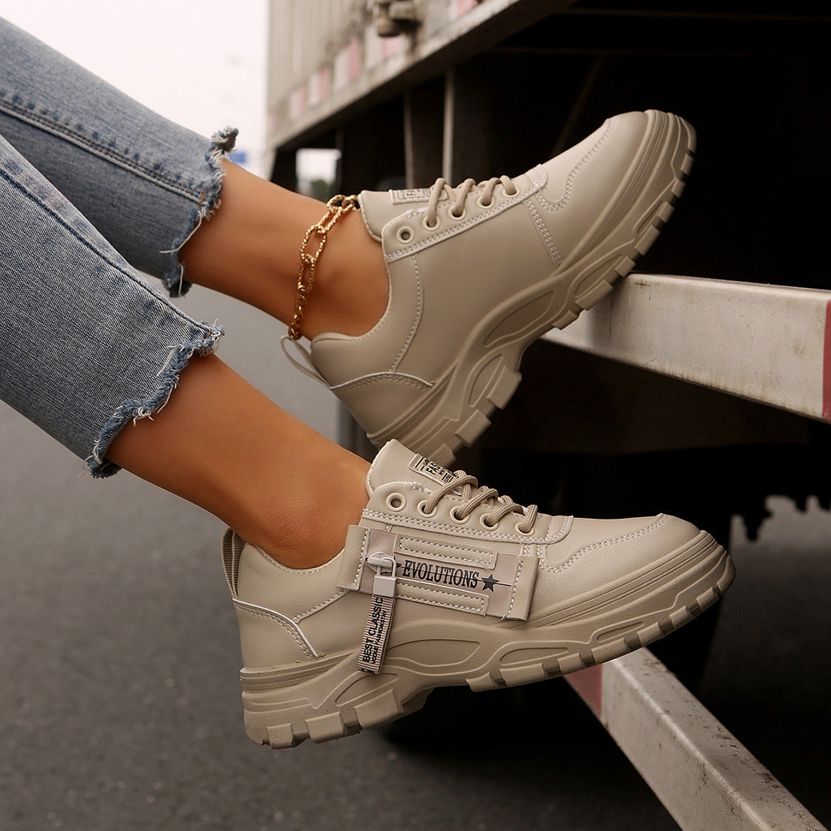 Lace-up Sports Shoes With Side-Zipper