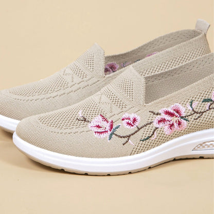 Women's Breathable Embroidery Soft Sole Shoes