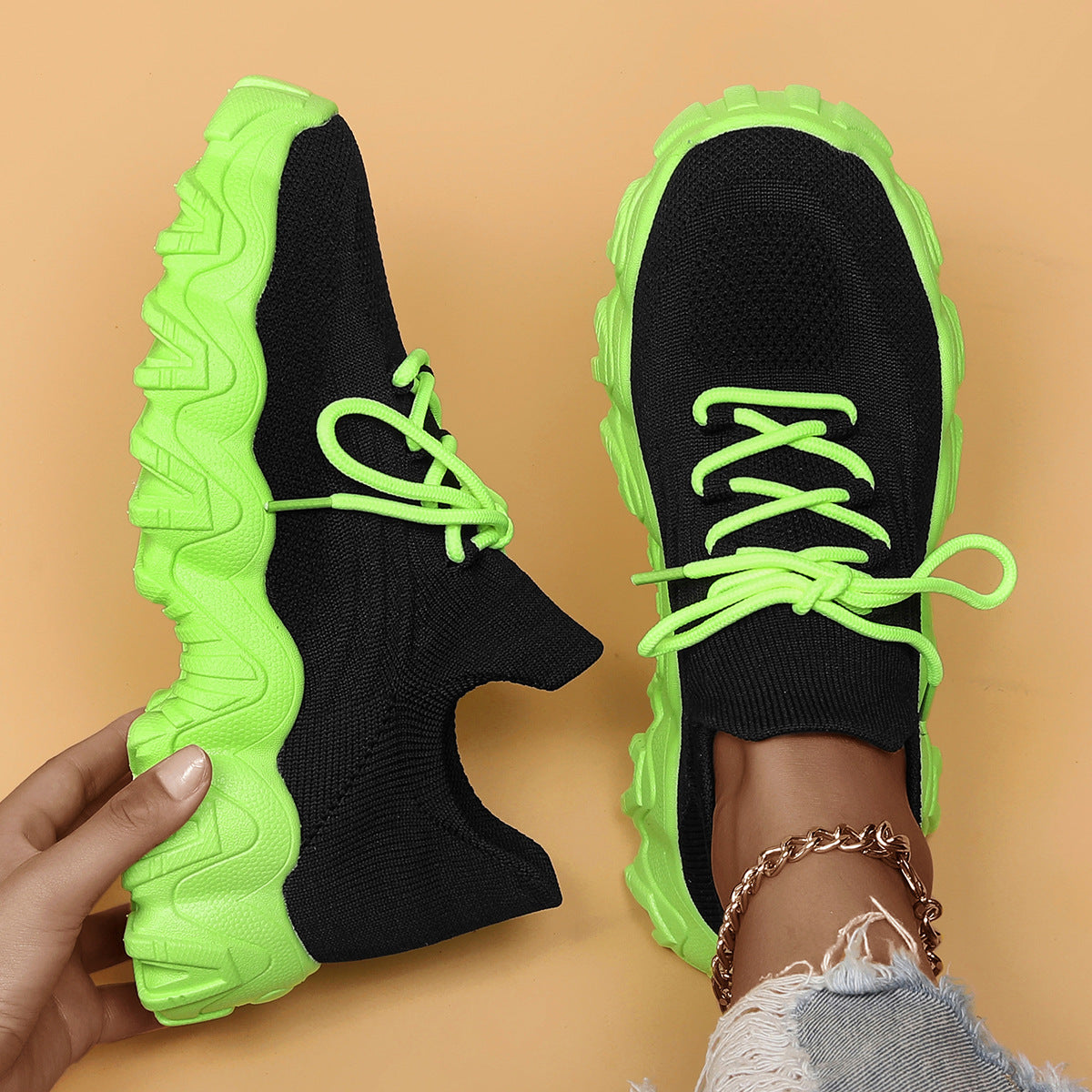 Plus Size Women's Sports Shoes Breathable Fly-knit Socks Shoes